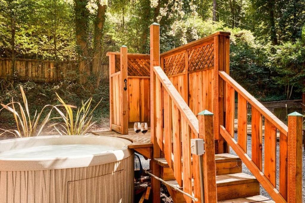 Redwood Retreat! Redwoods! Walk To River!! Hot Tub!! Bbq! Central Air!! Villa Guerneville Exterior photo