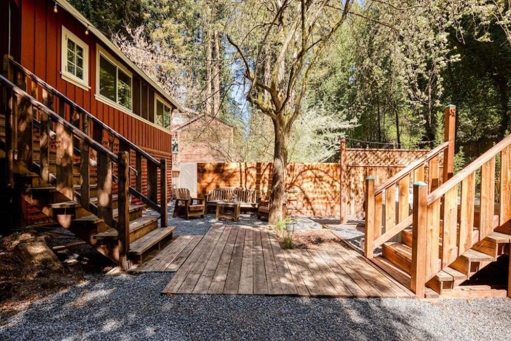 Redwood Retreat! Redwoods! Walk To River!! Hot Tub!! Bbq! Central Air!! Villa Guerneville Exterior photo